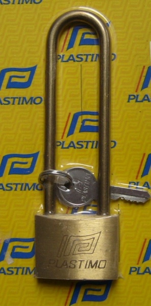 Zámek Plastimo na lodní motor 100
