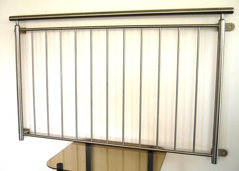 Nerezové zábradlí Esako na francouzské okno typ 2-1200