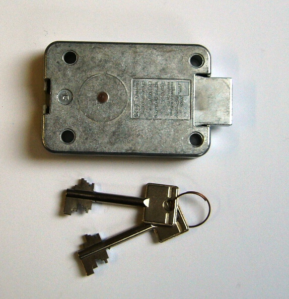 Zámek trezorový  STUV