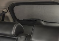 Sluneční clona na zadní okno