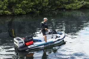 Skútr vodní Sea-Doo FishPro Sport 3-up 170hp iDF
